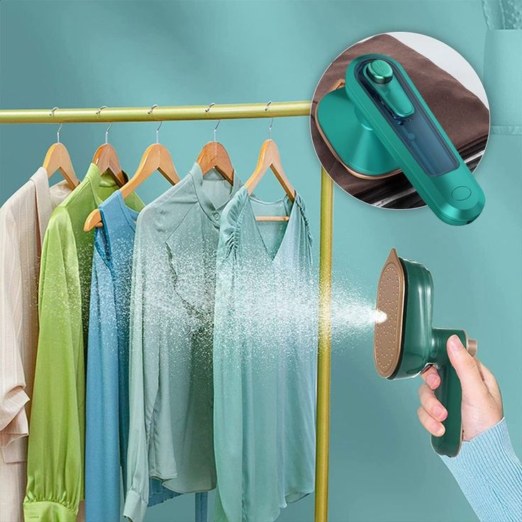 Portable Micro Steam iron, green iron Handheld Garment Steamer, Dry And Wet Wrinkles Removing Lightweight Steamer for Home Office,Fast Heat Mini Ironing Machine